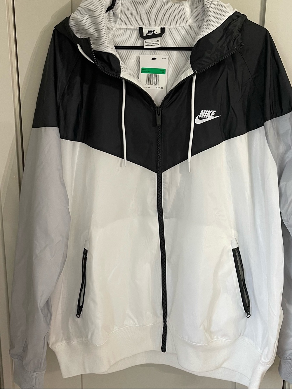 Nike Men’s Windrunner Hooded Training Windbreaker XL White Black NEW